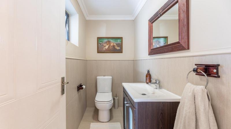 3 Bedroom Property for Sale in Atlantic Beach Golf Estate Western Cape
